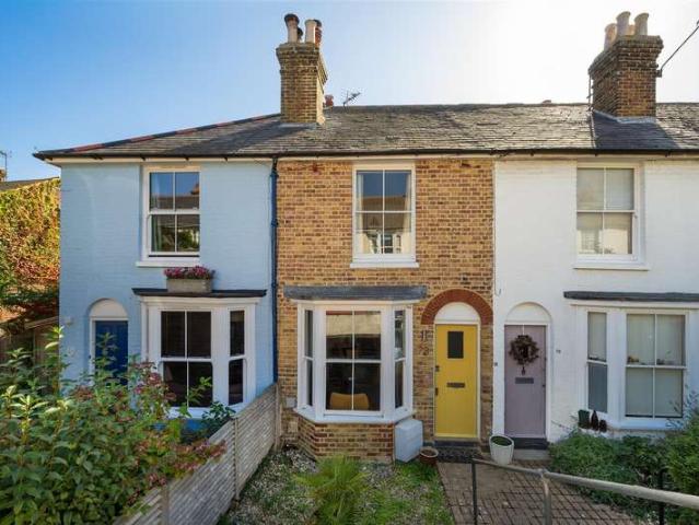 Cottage for sale in Seasalter, Canterbury