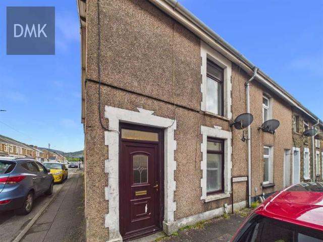 Cottage for sale in Cwmafan, Wales