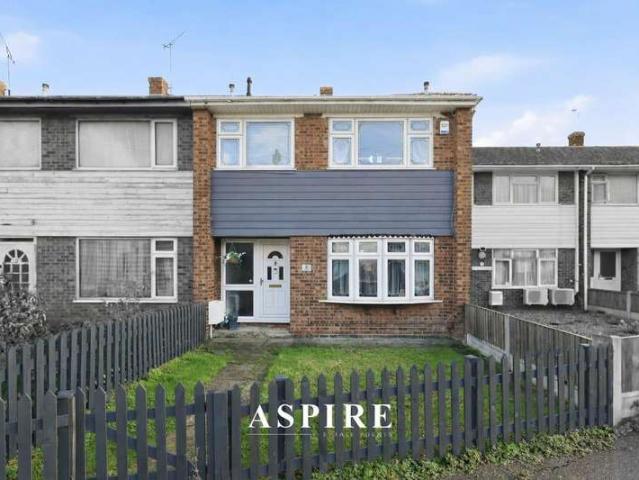 Cottage for sale in Winter Gardens, Essex