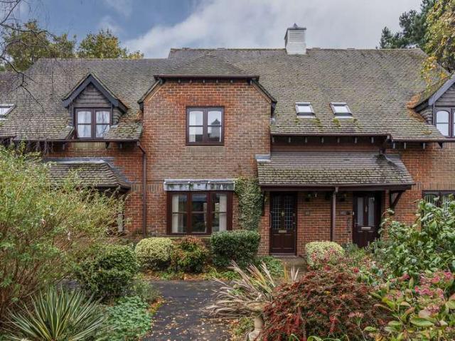Cottage for sale in Fleetend, Fareham