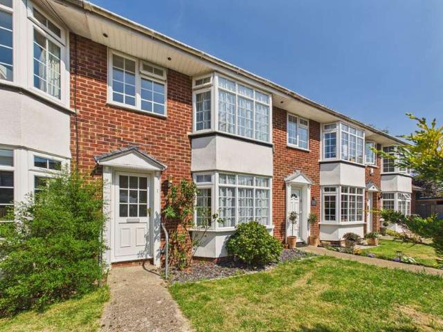 Cottage for sale in Fishersgate, West Sussex