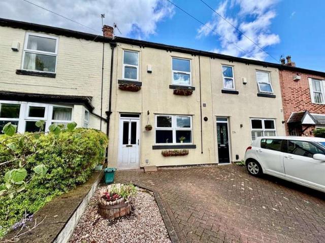 Cottage for sale in Georgia, Greater Manchester