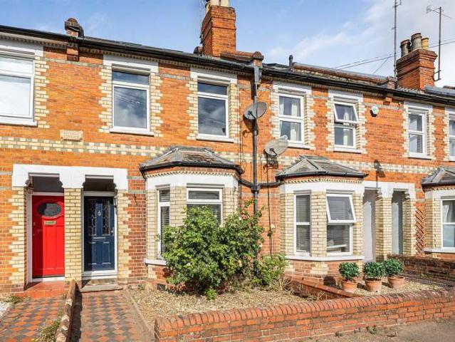 Cottage for sale in Reading