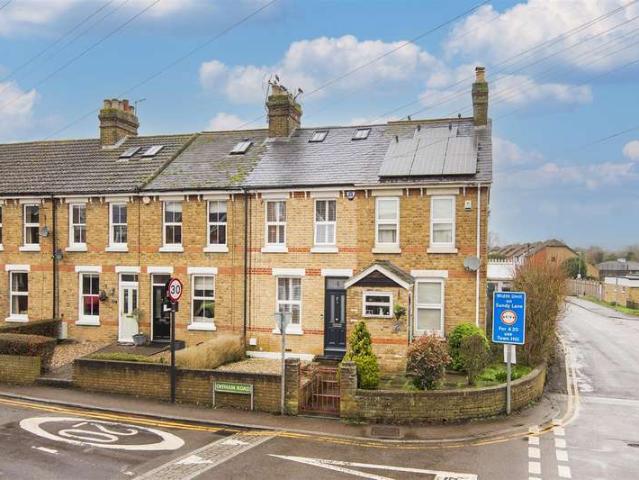 Cottage for sale in Offham, Bourne Vale