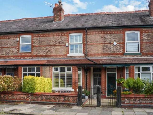 Cottage for sale in Georgia, Greater Manchester