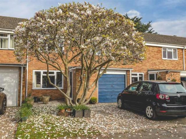 Cottage for sale in Dedworth, Windsor