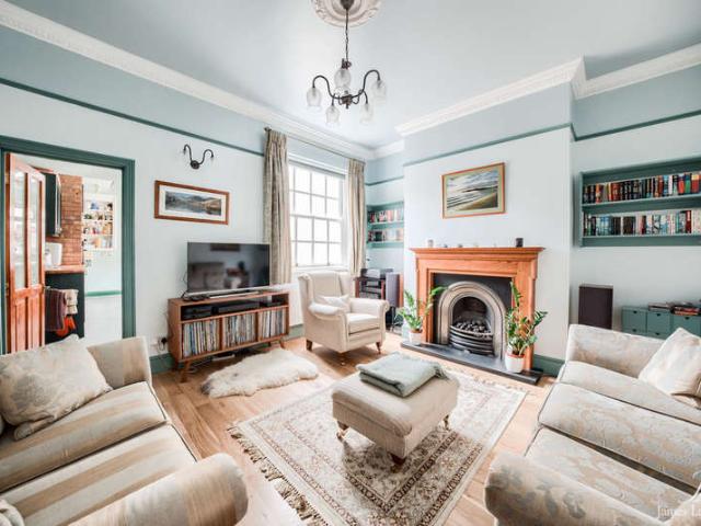 Cottage for sale in Calthorpe Fields, West Midlands