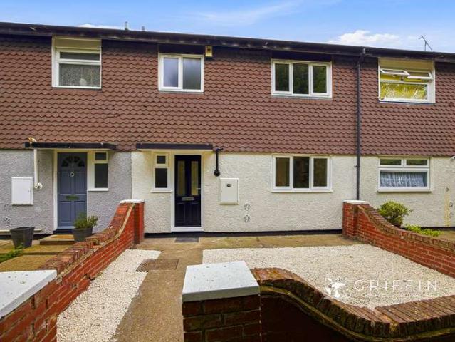 Cottage for sale in Bowers Gifford, Essex