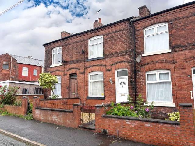 Cottage for sale in Wigan, Greater Manchester