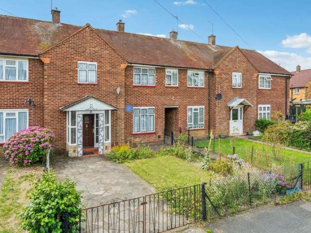 Terraced House for sale in Harefield, London Borough of Hillingdon