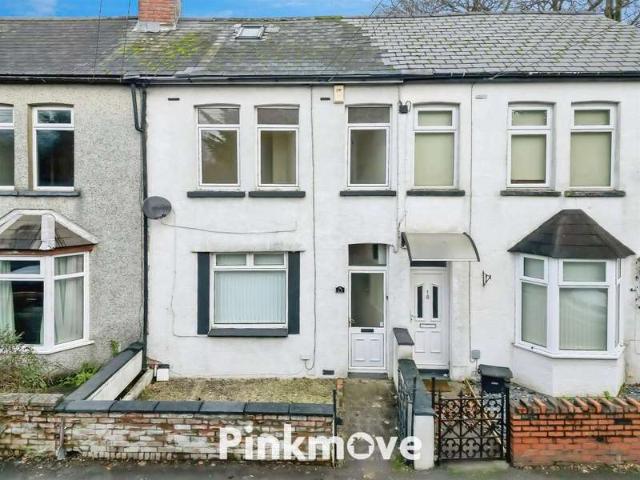 Cottage for sale in Croesyceiliog, Wales