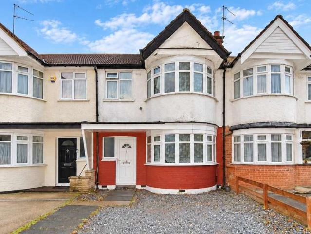 Cottage for sale in London Borough of Harrow, Greater London