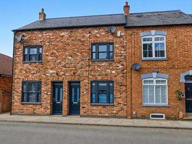 Cottage for sale in Northampton, Northamptonshire