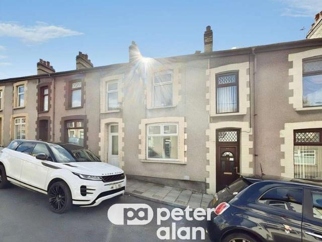 Cottage for rent in Cefn Fforest, Pengam