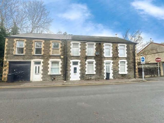 Cottage for sale in Cimla, Neath