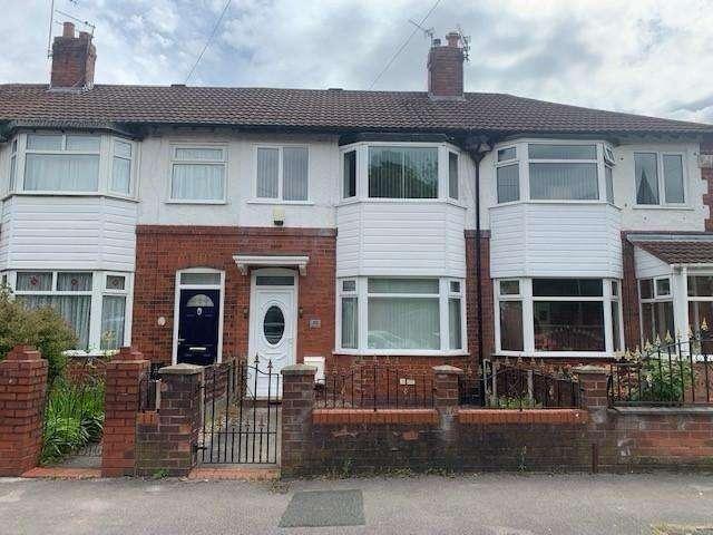 Cottage for rent in Reddish, Greater Manchester