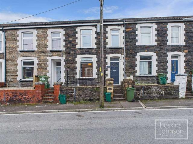 Cottage for sale in Pontypridd, Wales