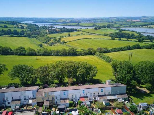 Cottage for sale in Mount Wise