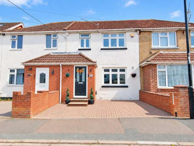 Cottage for sale in Itchen, Southampton