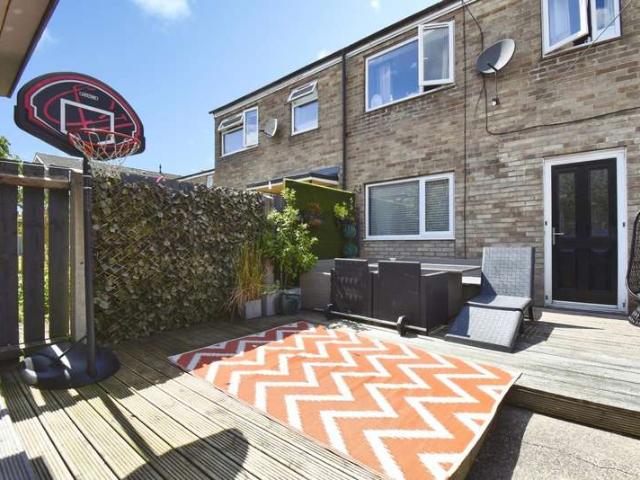 Cottage for sale in Bransholme, Hull