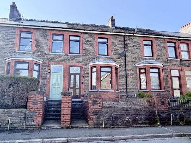 Cottage for sale in Aberaman North, Aberaman