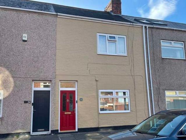 Cottage for sale in Shiremoor, North Tyneside