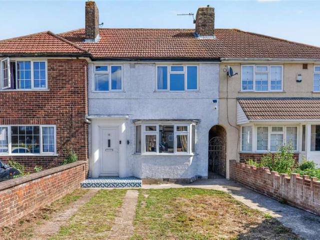 Cottage for sale in London Borough of Croydon, Greater London