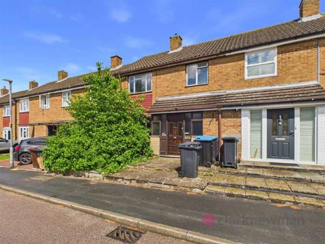 Cottage for sale in Latton Bush, Harlow