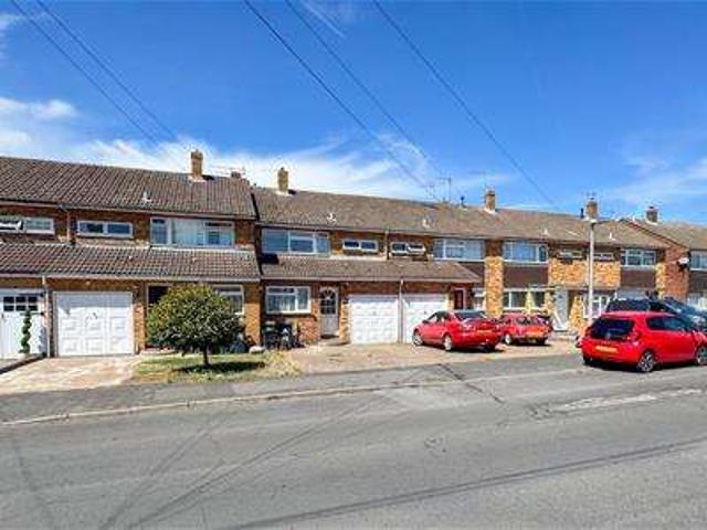 Cottage for sale in Broxbourne, Hertfordshire