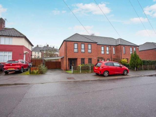 Cottage for sale in Norwood, South Yorkshire