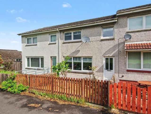 Cottage for sale in Carluke, Scotland