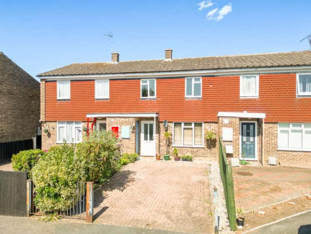 Cottage for sale in Pitstone