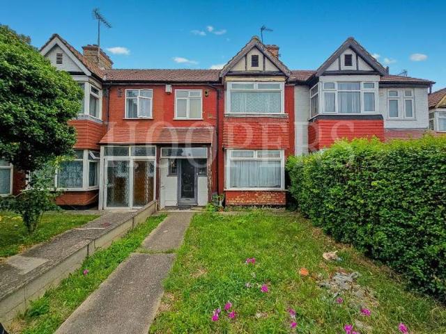 Cottage for sale in Dollis Hill, Greater London