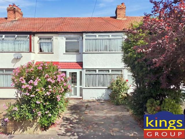 Cottage for sale in Ponders End, Greater London