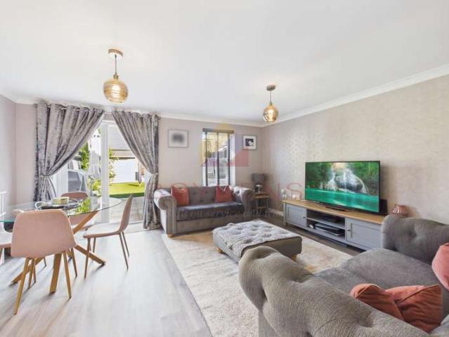 Cottage for sale in Hythe, Fordham Heath