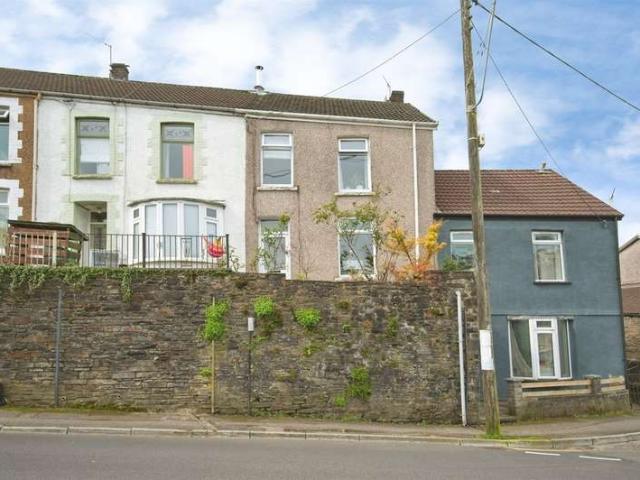 Cottage for sale in Pontypridd, Wales