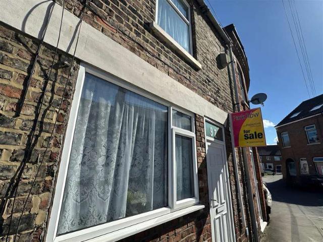 Cottage for sale in Selby