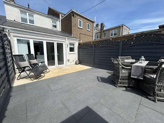Cottage for sale in Esh