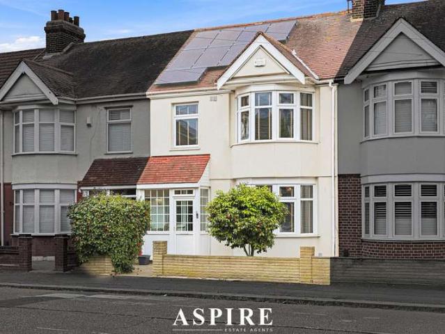 Cottage for sale in Marks Gate, Greater London