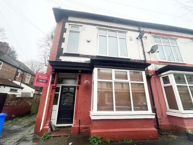 Cottage for sale in Whalley Range, Manchester