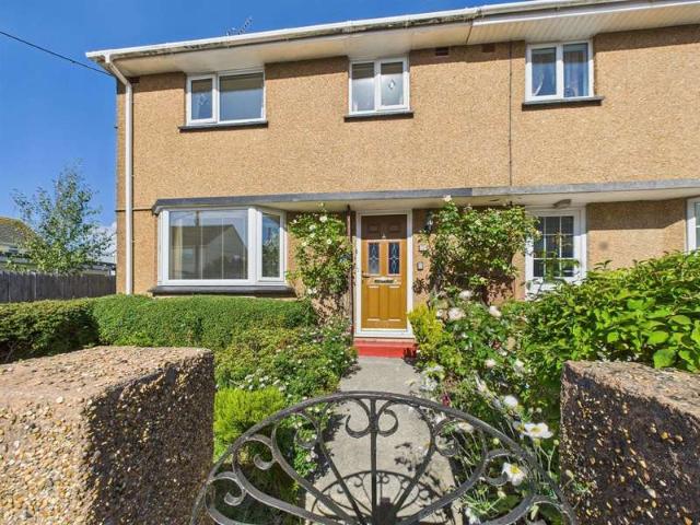 Cottage for sale in Torpoint