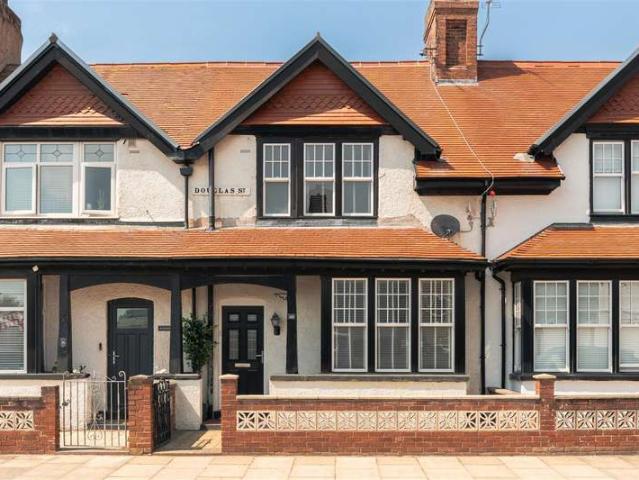 Cottage for sale in North Scale