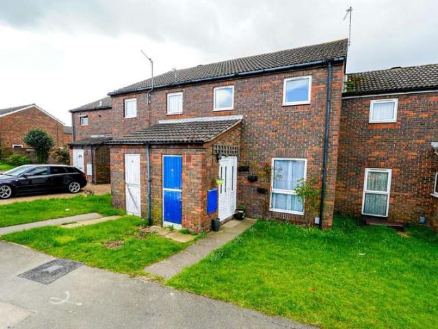 Cottage for sale in Leighton-Linslade, Leighton Buzzard