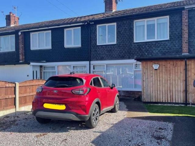 Cottage for sale in Selby