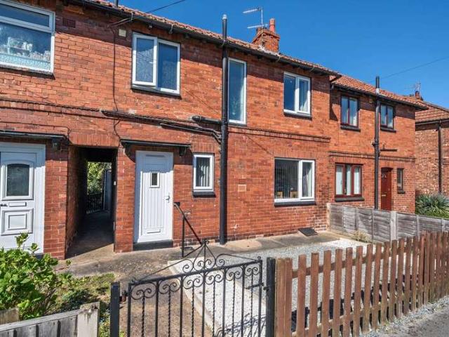 Cottage for sale in Selby