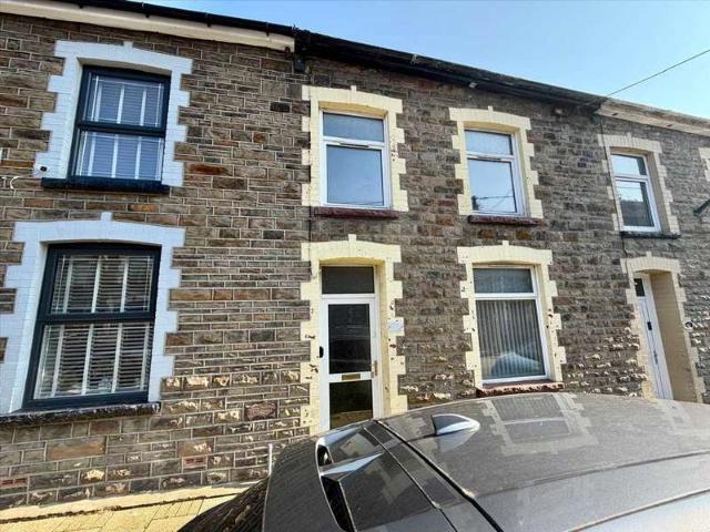Cottage for sale in Pontygwaith, Wales