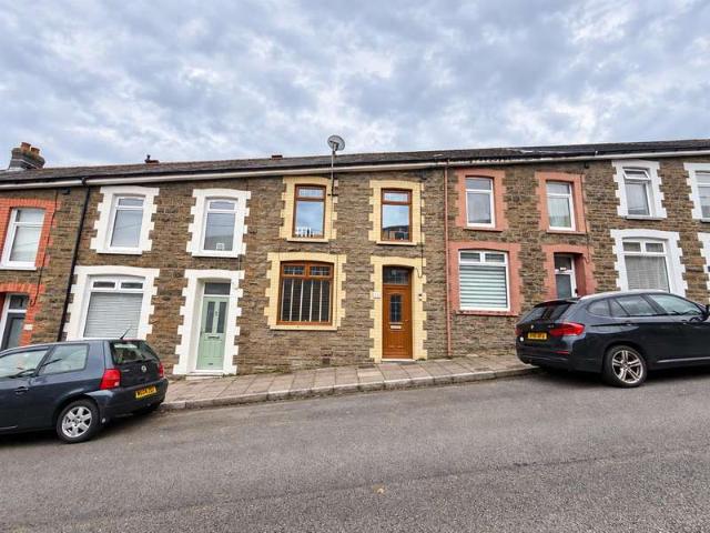 Cottage for sale in Aberaman North, Aberaman