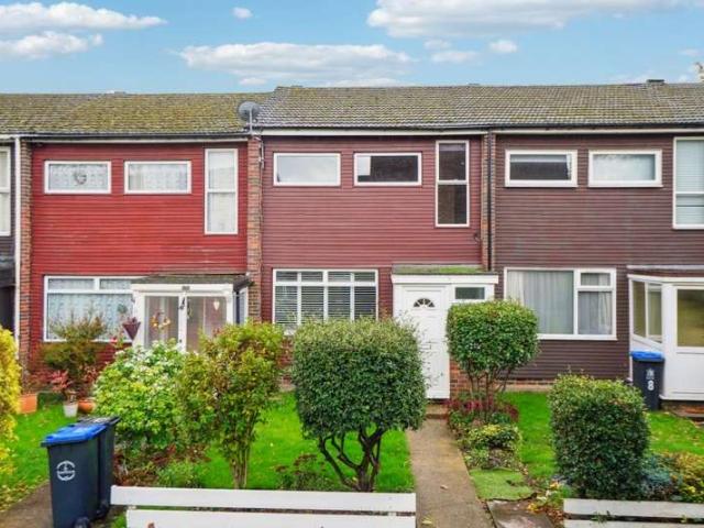 Cottage for sale in Wexham and Ivers Community Board, Iver Heath