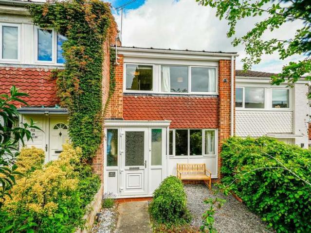 Cottage for sale in Leighton-Linslade, Linslade