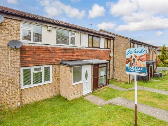 Cottage for sale in Wayfield, Chatham